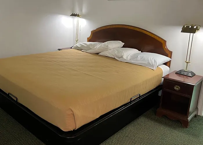 Relax Inn Motel